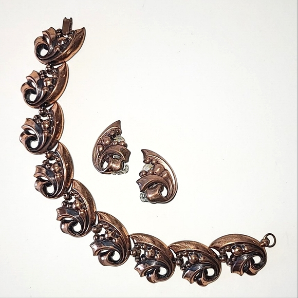 VINTAGE COPPER PARURE - NECKLACE, BRACELET, EARRINGS SET - Picture 6 of 12